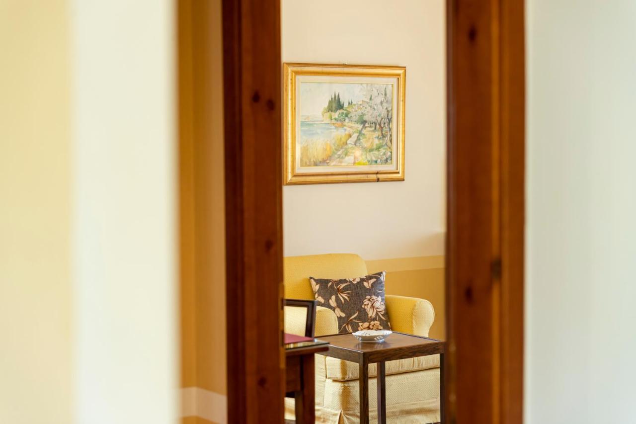 Resort Locanda San Verolo Boutique Hotel Costermano Exterior photo