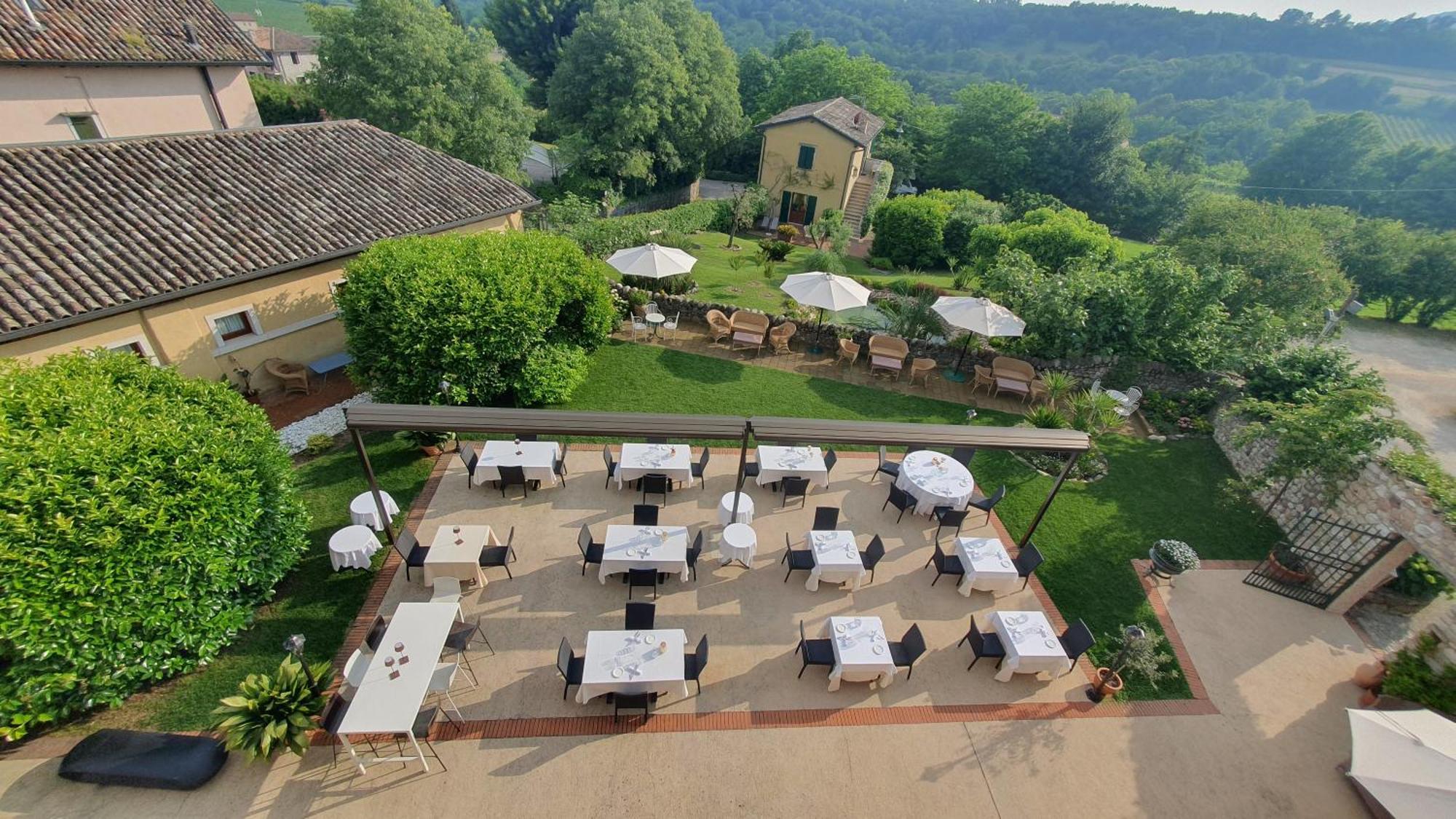 Resort Locanda San Verolo Boutique Hotel Costermano Exterior photo